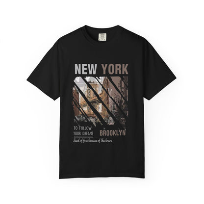 New York Brooklyn Graphic T-Shirt — Vintage Cityscape Tee
