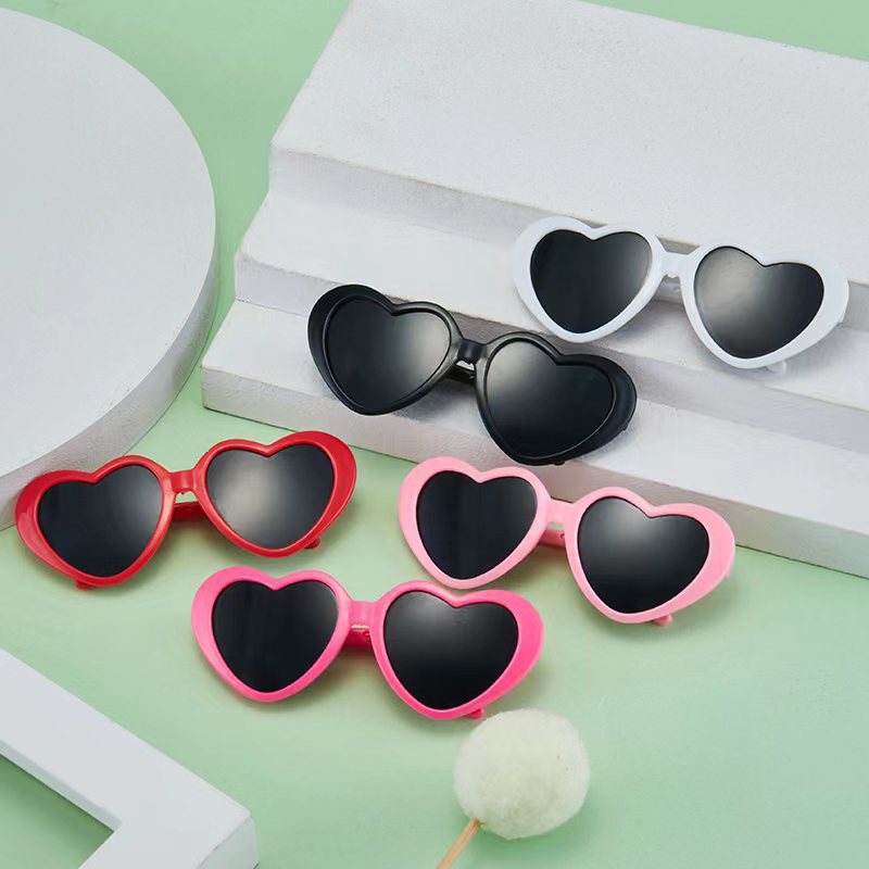 Doll Sunglasses Fashion Accessory for Pets – Stylish Toy Eyewear